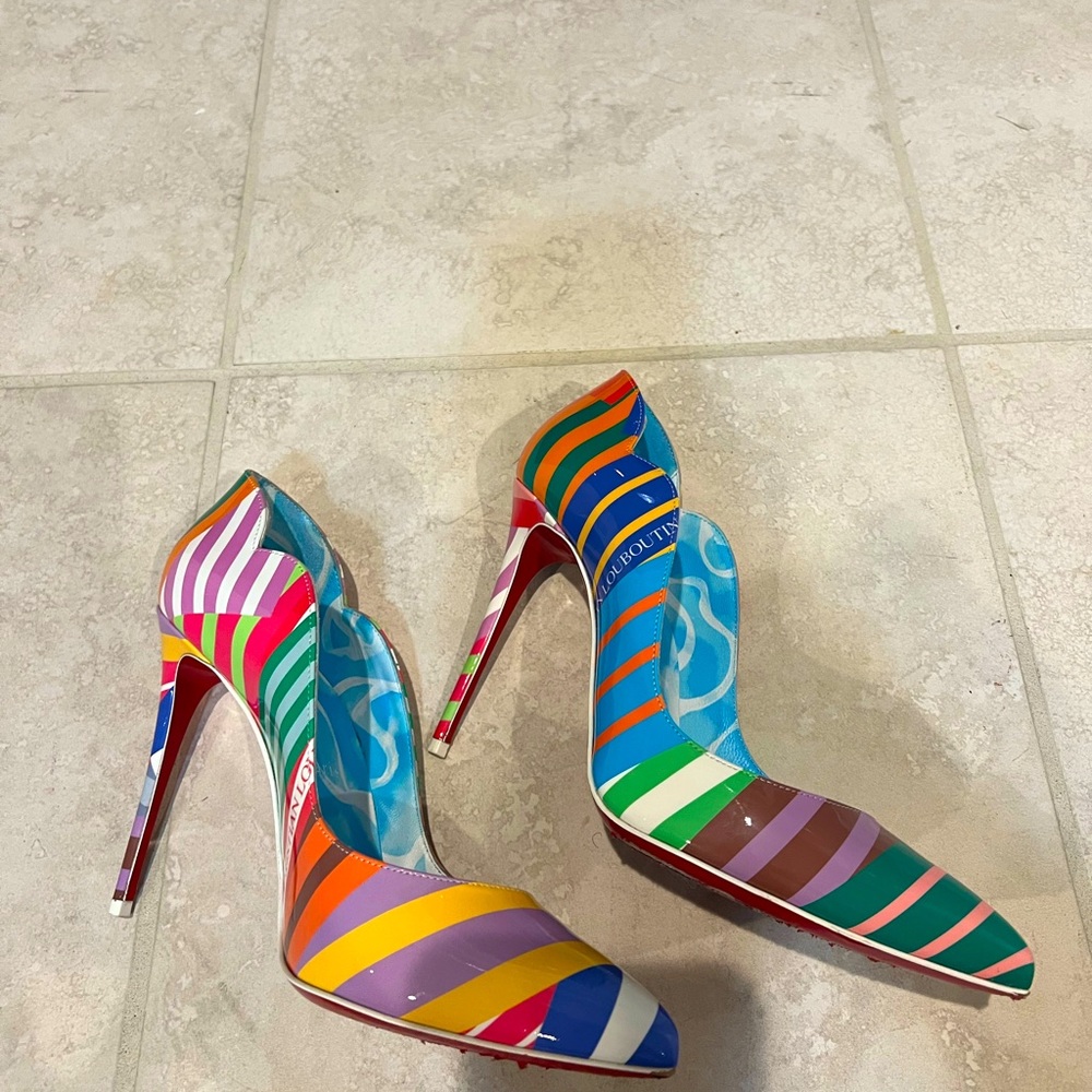 Christian Louboutin HOT CHICK 100 Scallop Heels Pumps Shoes Grand BainStiletto - Picture 3 of 11